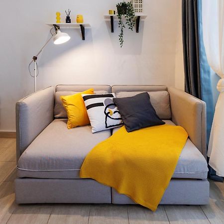 וינה Cozy Market-Square Retreat Located In The Heart Of The 10Th District מראה חיצוני תמונה