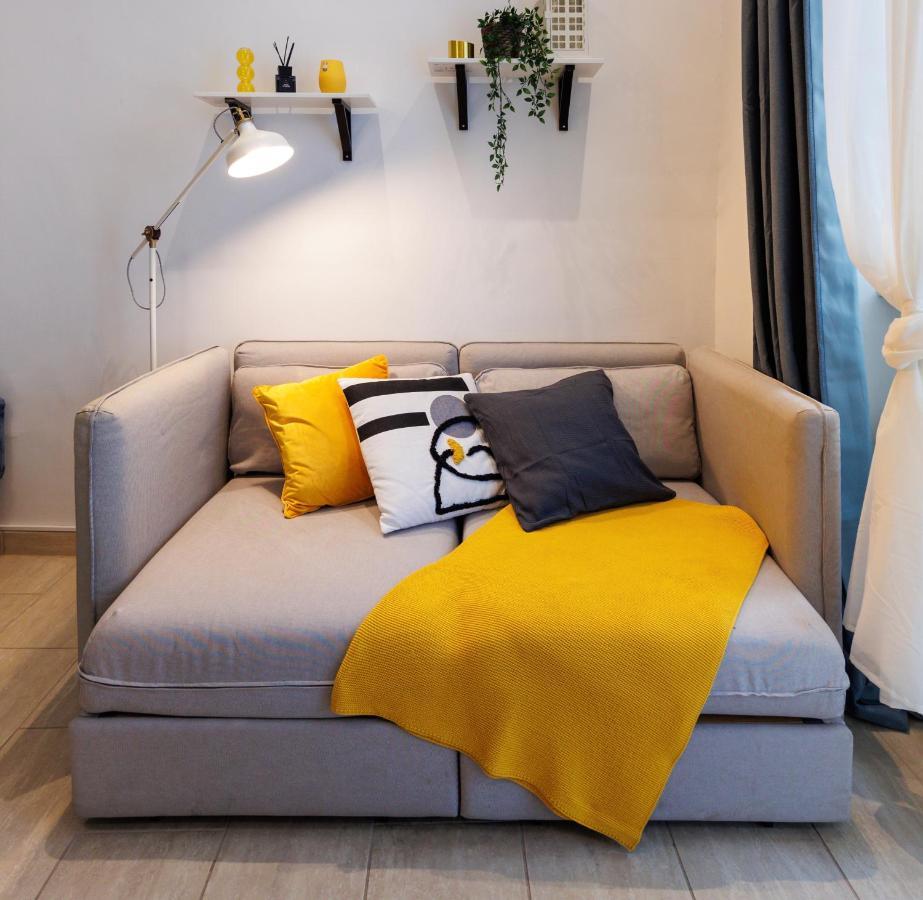וינה Cozy Market-Square Retreat Located In The Heart Of The 10Th District מראה חיצוני תמונה